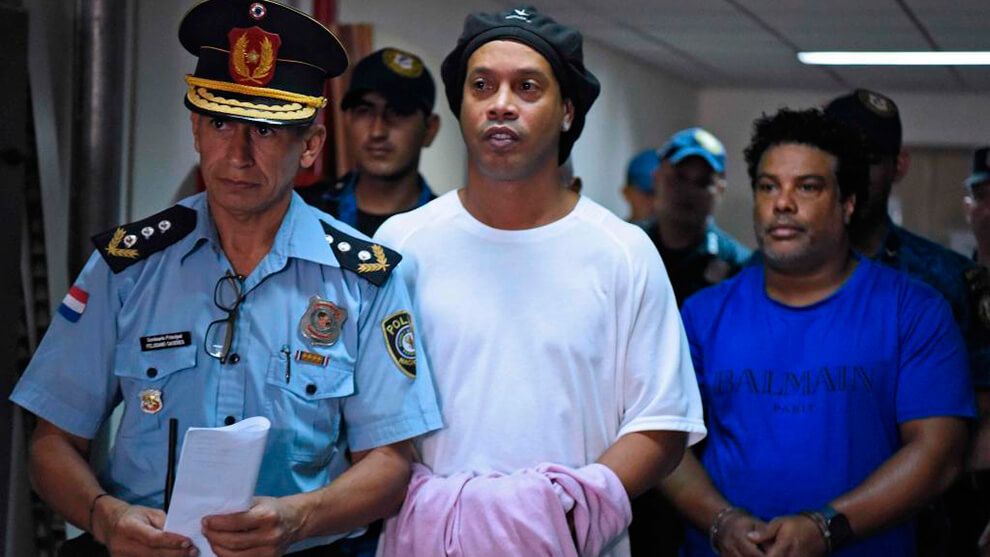Ronaldinho znowu ma na pieńku z prawem! Tym razem… Obraz wpisu