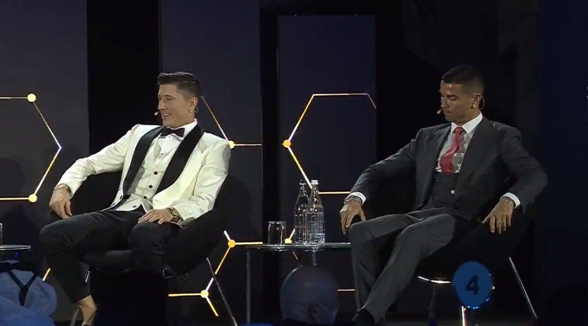 Słowa Lewandowskiego wywołały uśmiech u Ronaldo. Przyjmie zaproszenie do stolika? Obraz wpisu