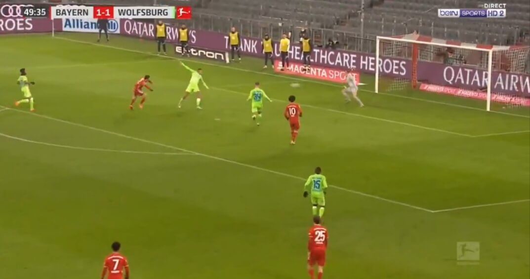 On się nie zatrzymuje! Robert Lewandowski po raz drugi strzela Wolfsburgowi [WIDEO] Obraz wpisu