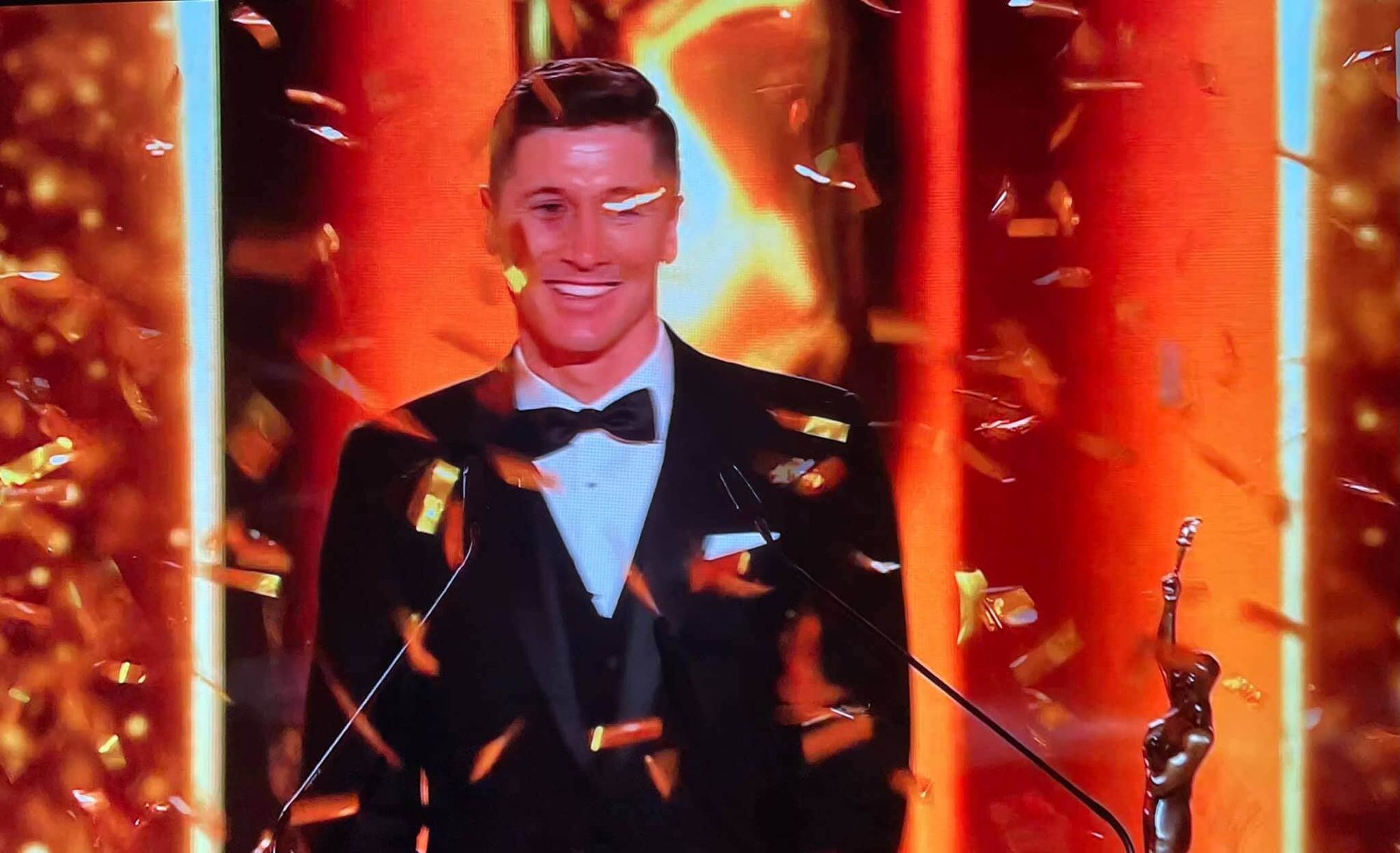 Lewandowski na liście najlepiej zarabiających sportowców wg Forbesa! Zarobki robią wrażenie Obraz wpisu
