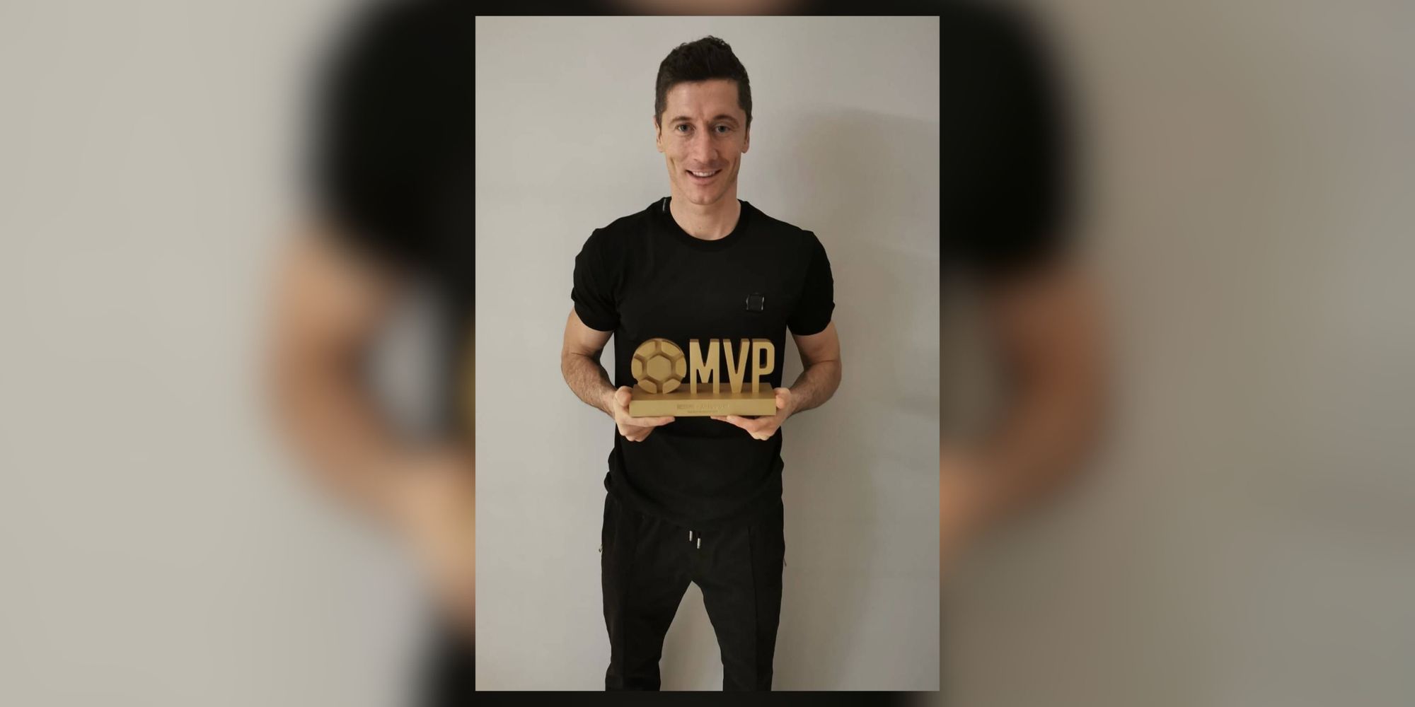 Lewandowski doceniony na wschodzie! Polak zgarnął kolejną nagrodę Obraz wpisu