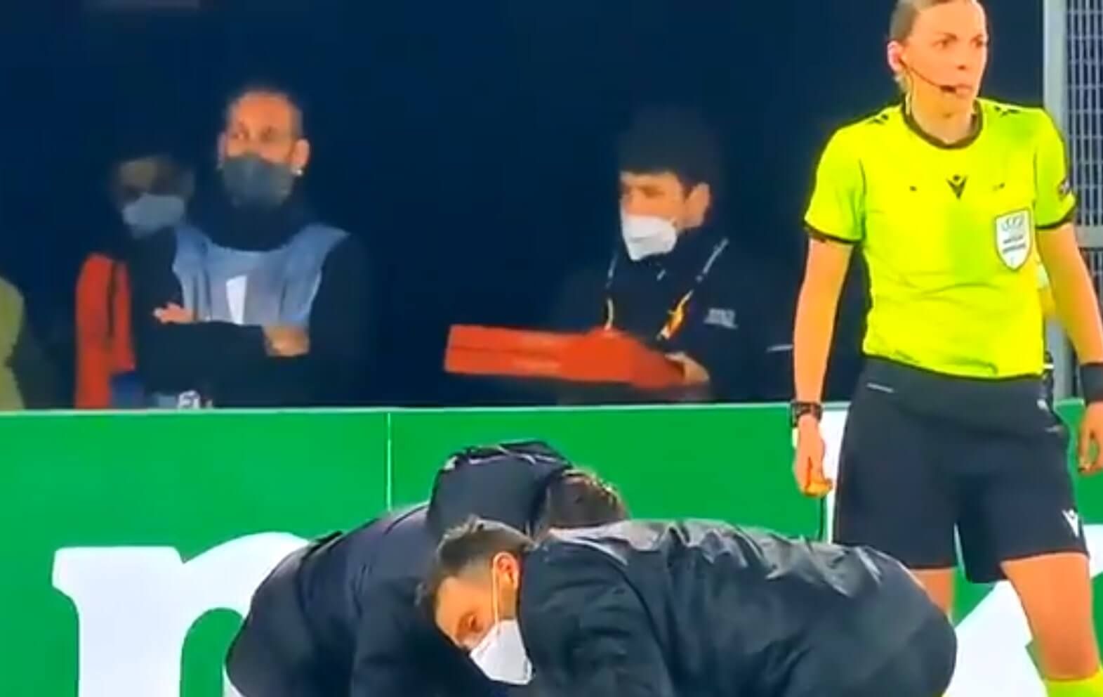 Dostawca pizzy przyszedł na mecz Ligi Europy. Nietypowa sytuacja w spotkaniu Molde – Hoffenheim [WIDEO] Obraz wpisu