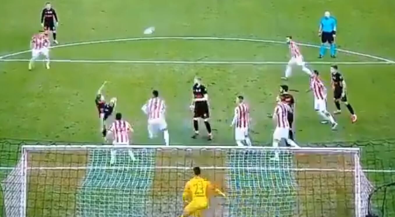 Piękna bramka Patryka Szysza! Napastnik Zagłębia ukąsił Cracovię golem z przewrotki [WIDEO] Obraz wpisu
