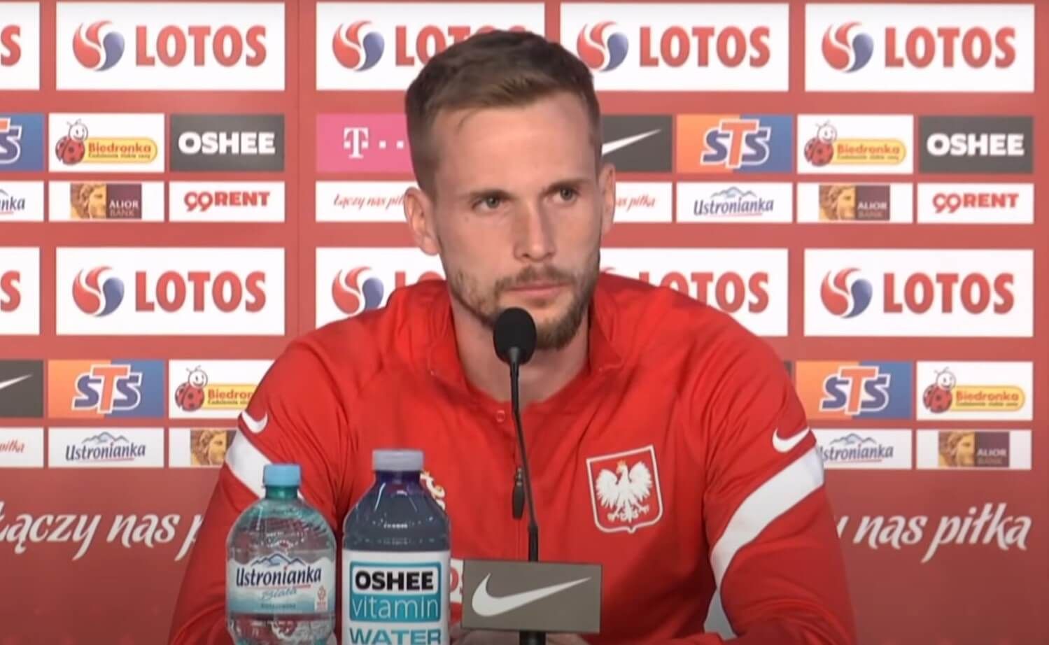 Co z Tomaszem Kędziorą w obliczu konfliktu na Ukrainie? „Na razie czeka w domu” Obraz wpisu