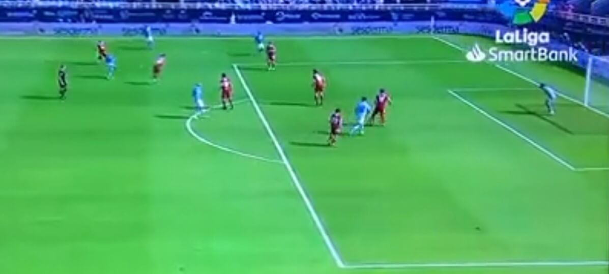 Świetne uderzenie Mateusza Bogusza. Piękna bramka zza pola karnego [WIDEO] Obraz wpisu