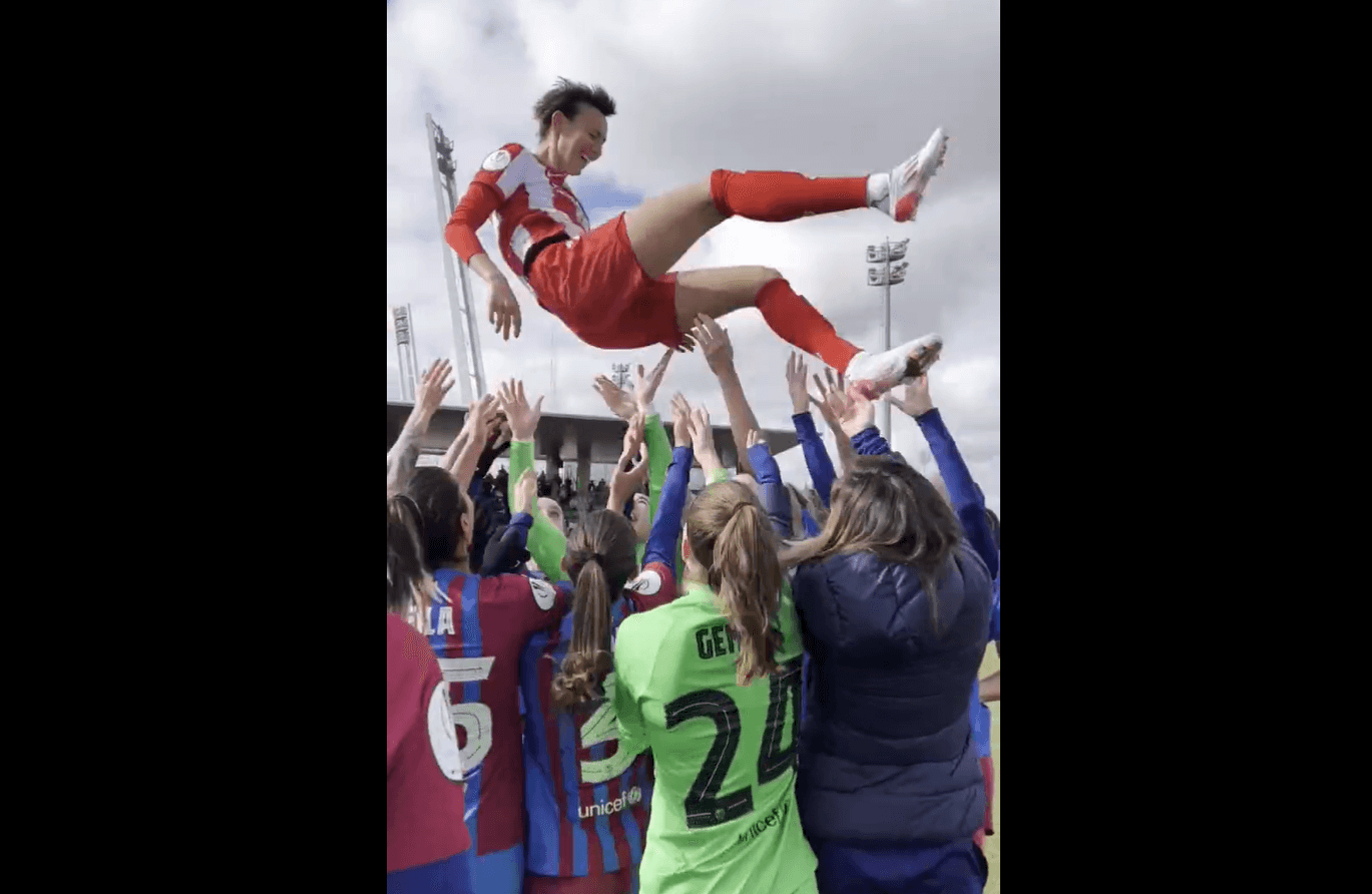 Piłkarki Barcy zadedykowały triumf w Superpucharze zawodniczce Atletico. Virginia Torrecilla wróciła na boisko po prawie dwóch latach ciężkiej choroby [WIDEO] Obraz wpisu