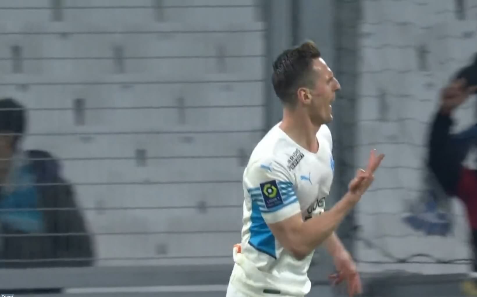 Hat-Trick Arkadiusza Milika! Powrót zespołu Polaka z 0:2 na 4:2 [WIDEO] Obraz wpisu