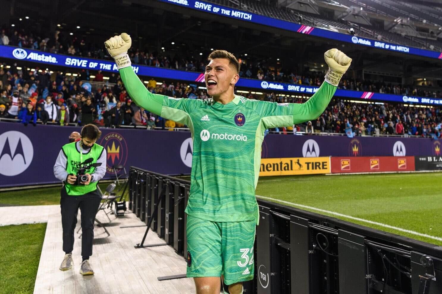 Gabriel Slonina mógł dołączyć do klubu z Premier League. Przeszkodziły mu sankcje Obraz wpisu