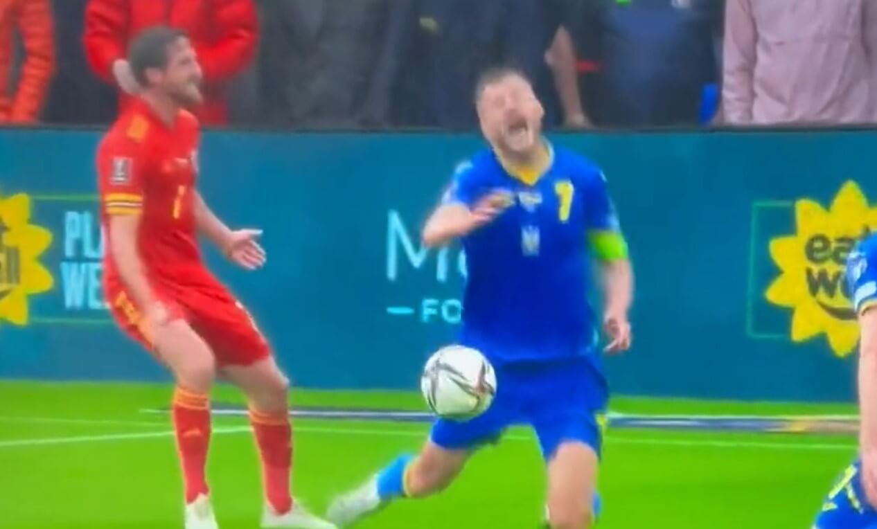 Kontrowersja w finale baraży. Powinien być rzut karny dla Ukrainy? [WIDEO] Obraz wpisu