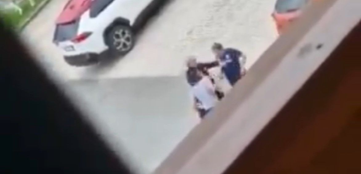 Napięta atmosfera w Torino. Przepychanka trenera i dyrektora [WIDEO] Obraz wpisu