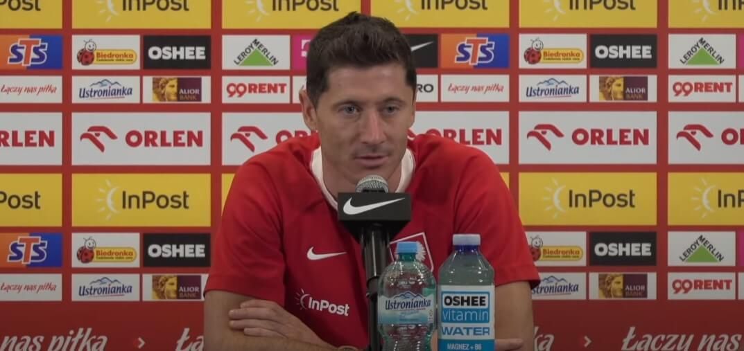 Krytyka w stronę Lewandowskiego. „Ustalał skład. Dlatego grał Krychowiak” Obraz wpisu