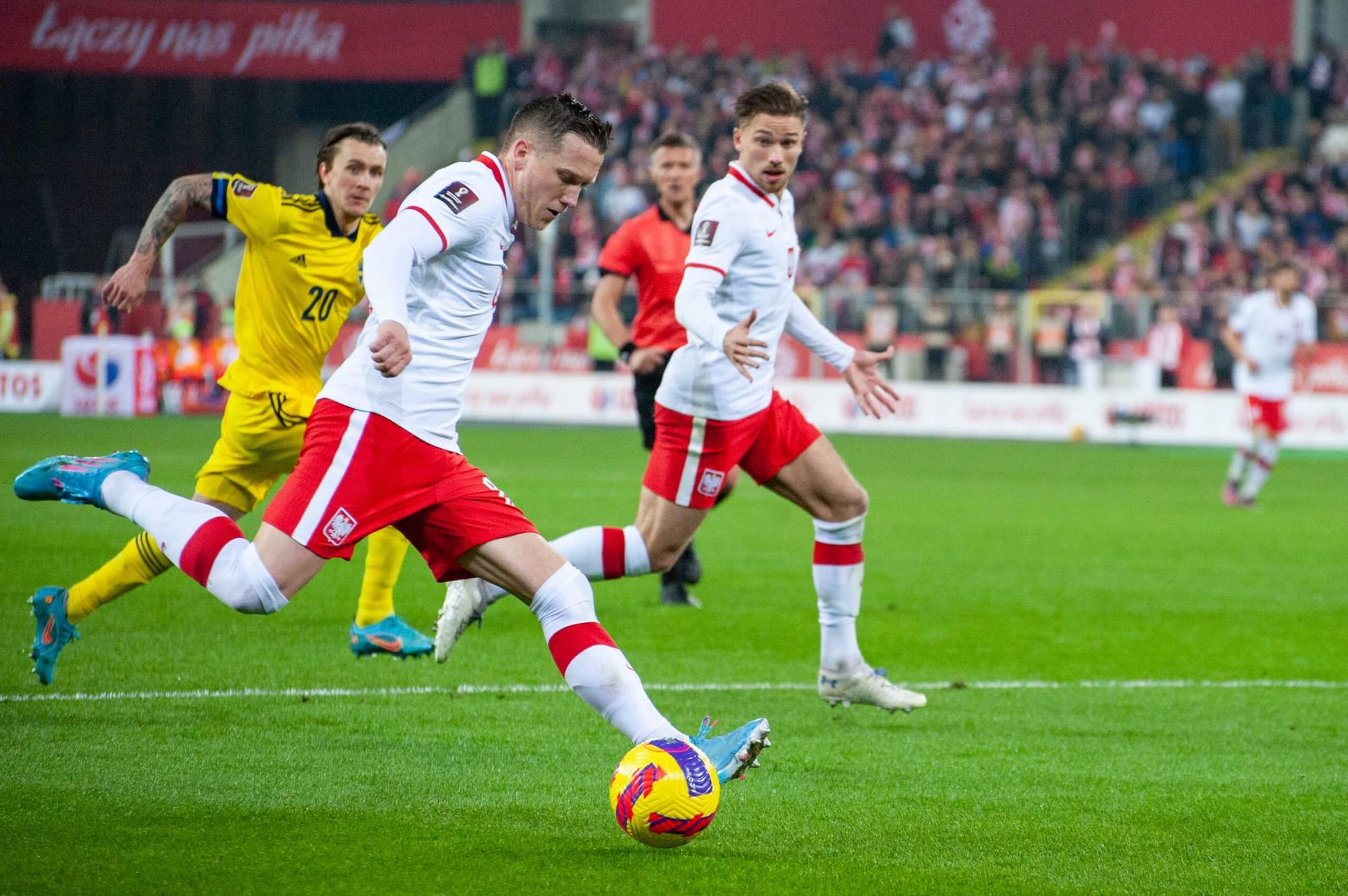 Lider reprezentacji Polski nie dokończył treningu. Kolejne problemy przed meczem z Wyspami Owczymi Obraz wpisu