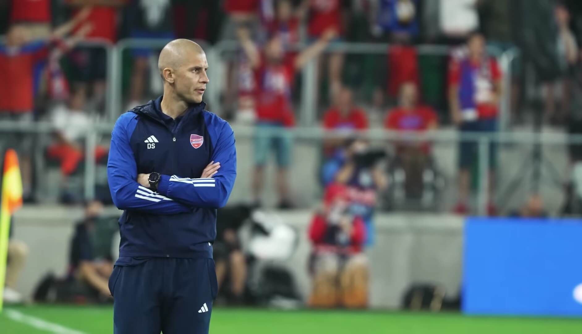 Trzęsienie ziemi w Rakowie Częstochowa! Dawid Szwarga odejdzie z klubu Obraz wpisu