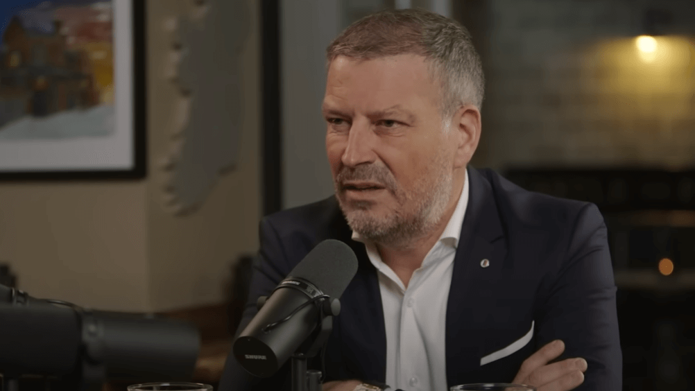 Nietypowy pomysł sędziego ws. VAR. Oni mieliby pomagać na VARze Obraz wpisu