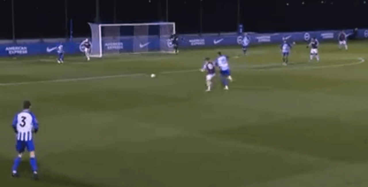 Jakub Moder wrócił na boisko i przyczynił się do zdobycia bramki. Udany pressing polskiego pomocnika [WIDEO] Obraz wpisu