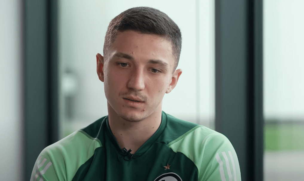 Przełomowe wieści ws. Bartosza Slisza! Zawodnik wybrał nowy klub. Wiadomo, ile może zarobić Legia Obraz wpisu