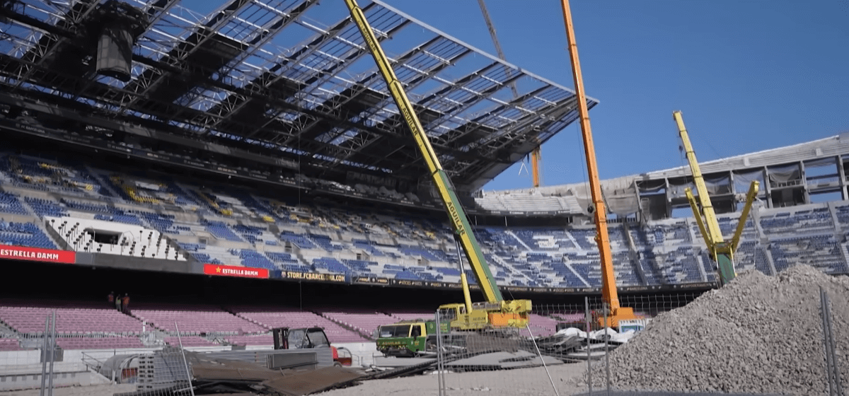 Skandaliczne warunki pracy robotników z Camp Nou. FC Barcelona zaprzecza Obraz wpisu