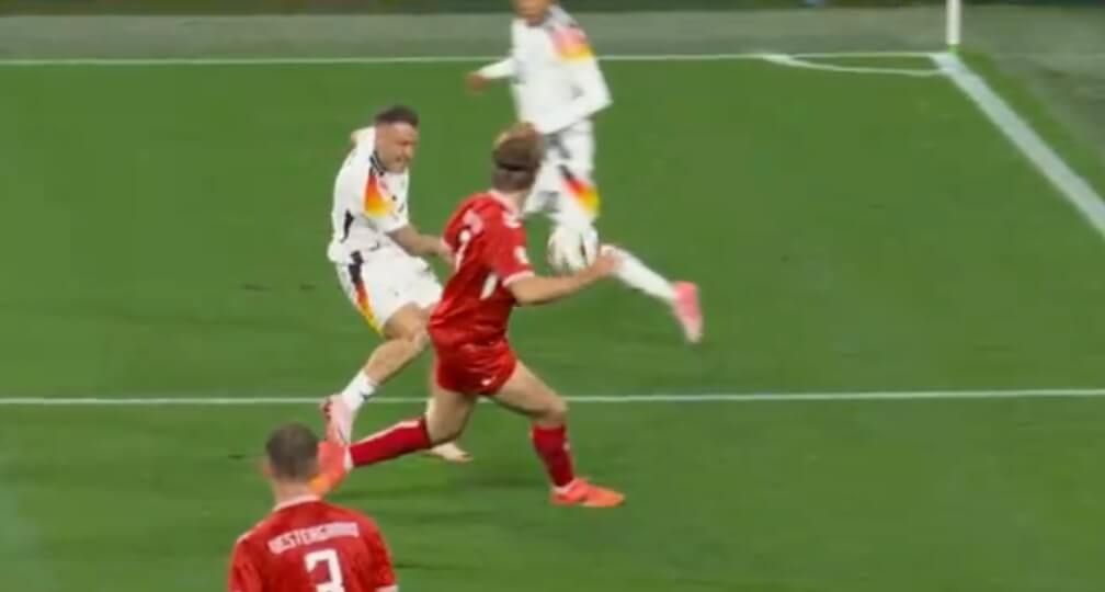 Kontrowersja na EURO! Za to zagranie Niemcy otrzymali rzut karny [WIDEO] Obraz wpisu