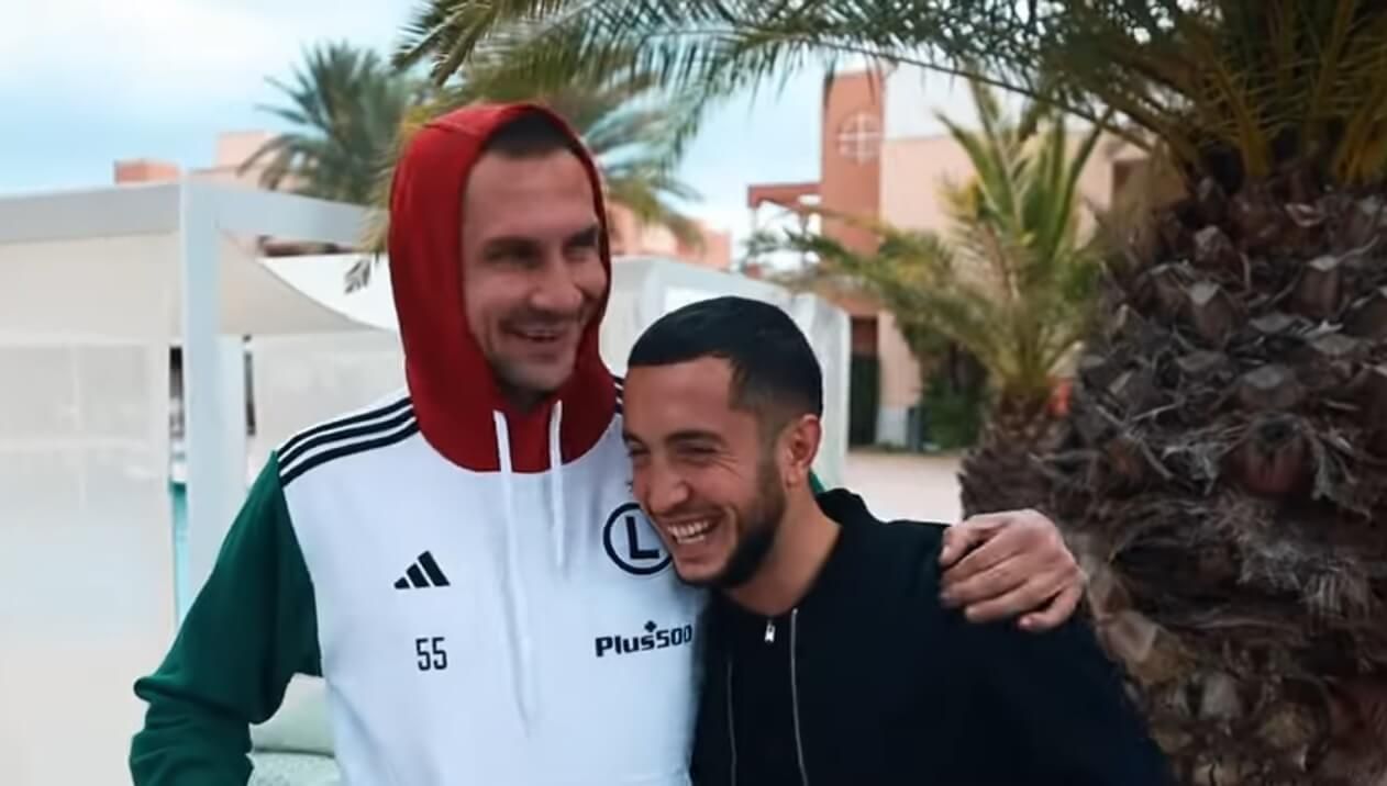 Artur Jędrzejczyk zaopiekował się nowym piłkarzem Legii. „Teraz do mnie do pokoju na testy” [WIDEO] Obraz wpisu