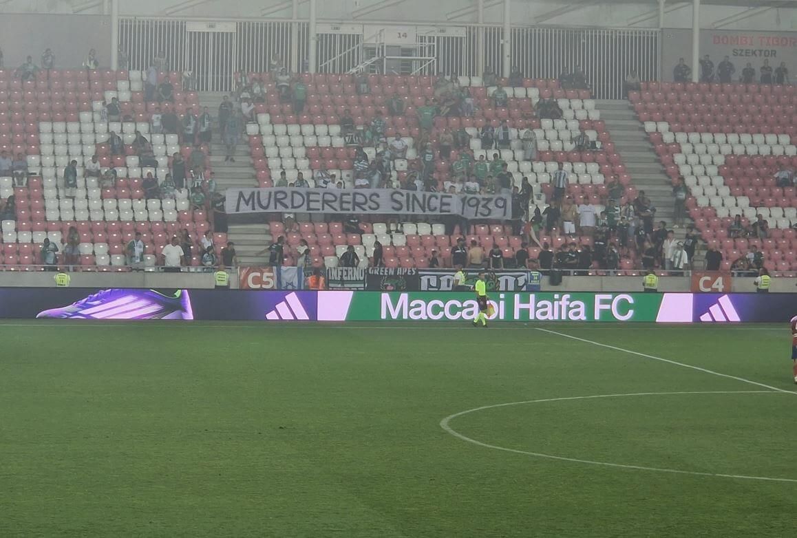 Skandaliczny transparent Izraelczyków. Marek Papszun: „Nigdy się z czymś takim nie spotkałem” Obraz wpisu