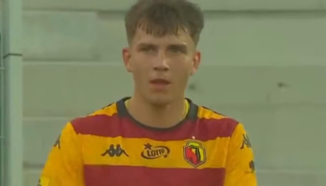Utalentowany Polak obserwowany przez FC Barcelonę! Skaut Barçy pojawił się na meczu polskiego klubu Obraz wpisu