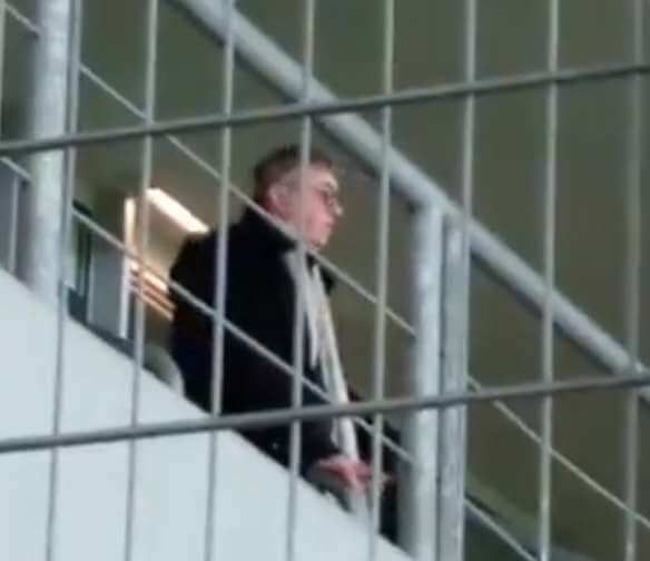 Karygodne zachowanie prezesa Cracovii w trakcie derbów Krakowa. „Stefański! Co ty odp****alasz?” [WIDEO] Zdjęcie główne wpisu
