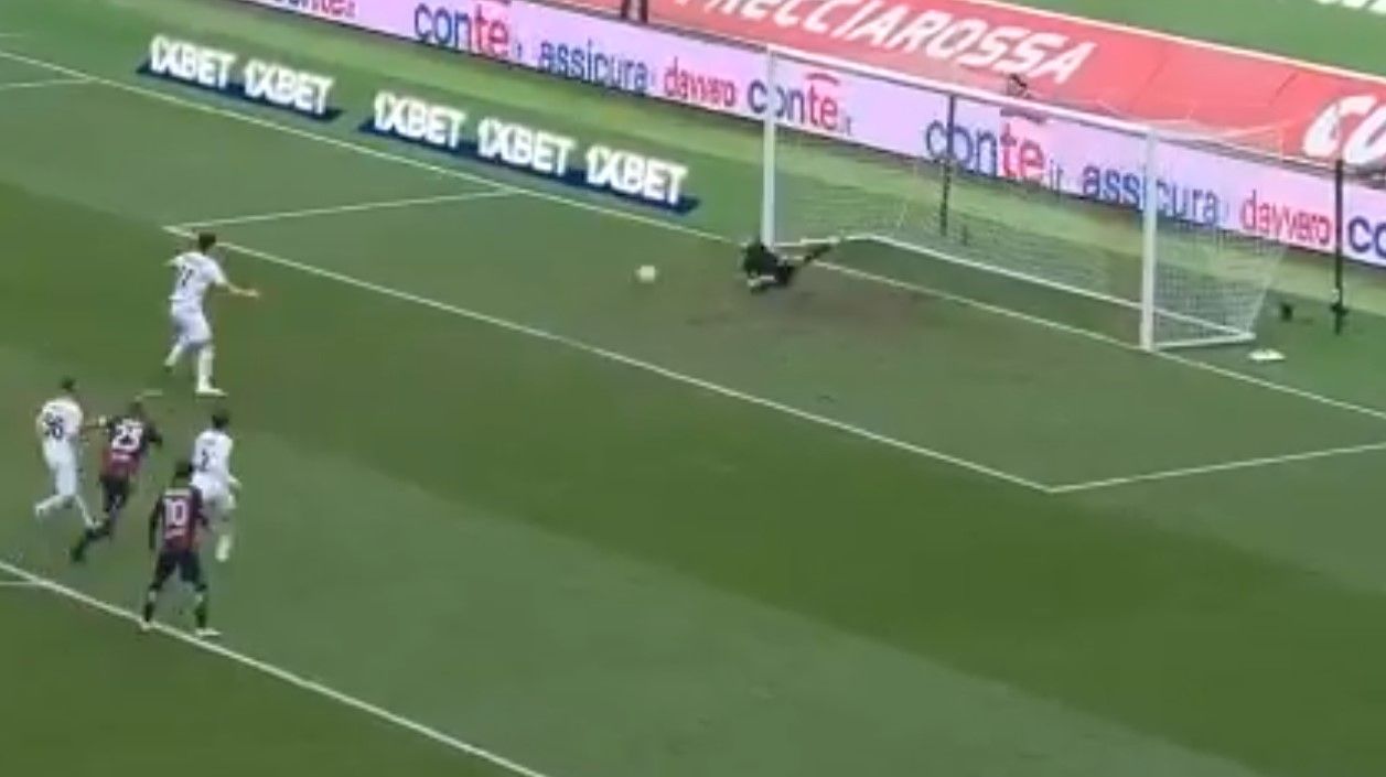 Łukasz Skorupski z piękną paradą. Polak obronił jedenastkę wykonywaną przez Ibrahimovicia [WIDEO] Zdjęcie główne wpisu