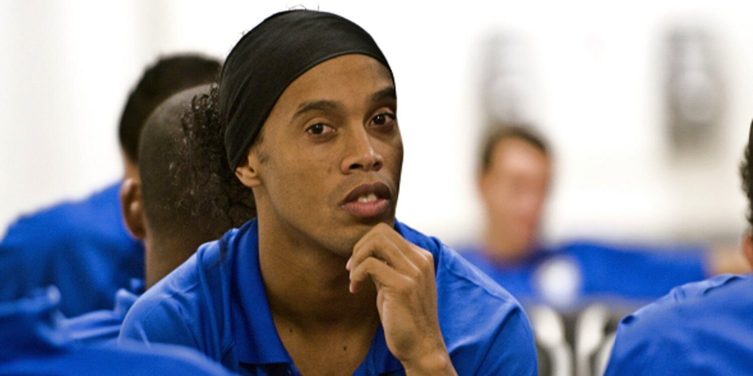 Ronaldinho miał rozdarte serce przed finałem Copa America. „Jeśli moi przyjaciele są szczęśliwi, to ja też jestem szczęśliwy” Zdjęcie główne wpisu