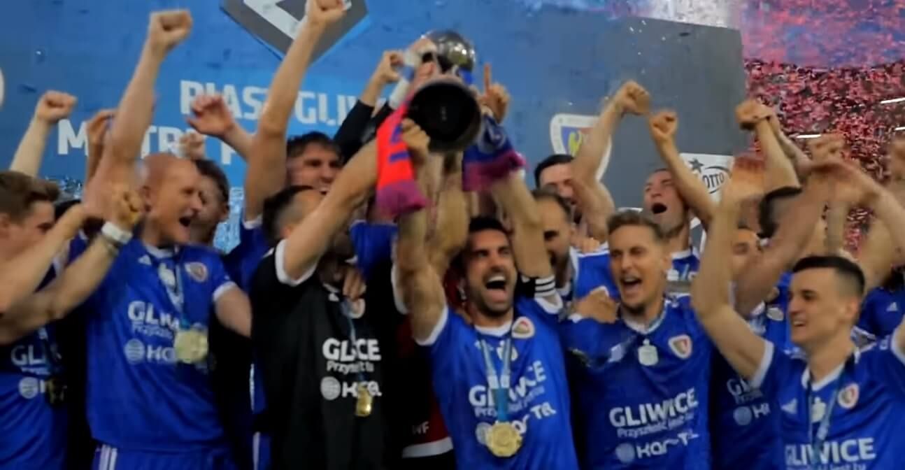 Piast Gliwice zastrzeże numer na koszulce! Świetna akcja klubu Zdjęcie główne wpisu