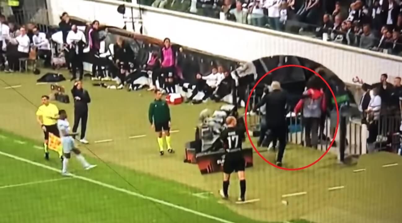 David Moyes nie wytrzymał ciśnienia i kopnął piłkę. „Muszę przeprosić, ale piłka leciała idealnie na woleja” [WIDEO] Zdjęcie główne wpisu