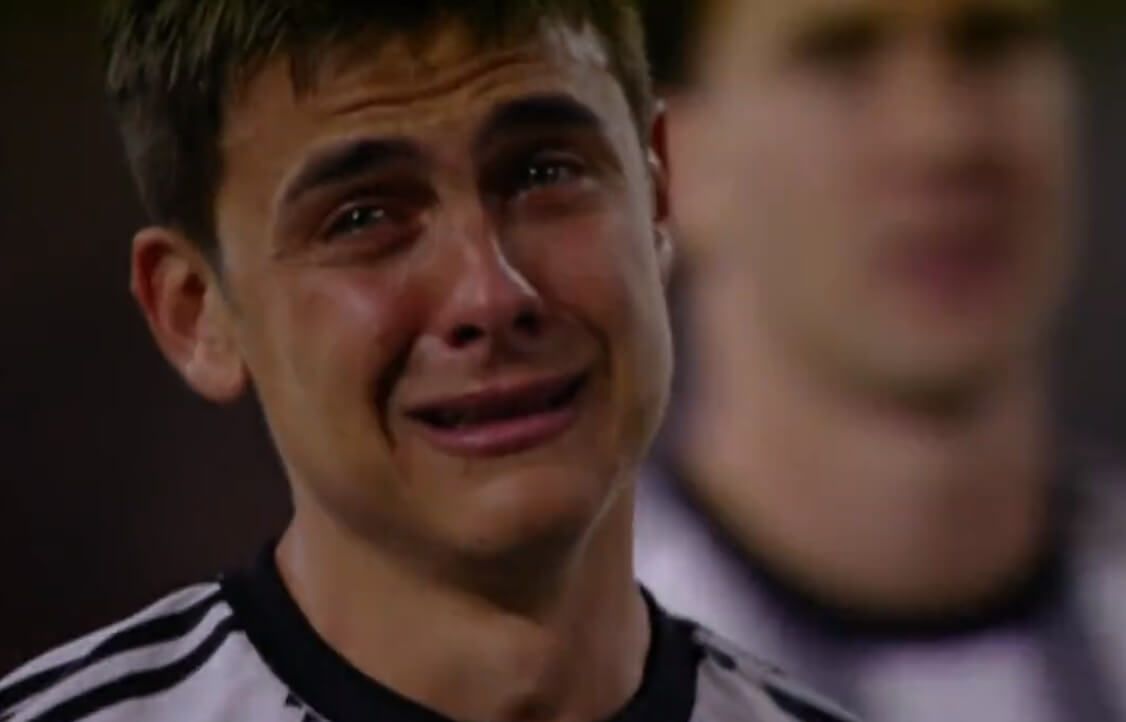 Paulo Dybala po 7 latach opuszcza Juventus. Z kibicami pożegnał się ze łzami w oczach [WIDEO] Zdjęcie główne wpisu