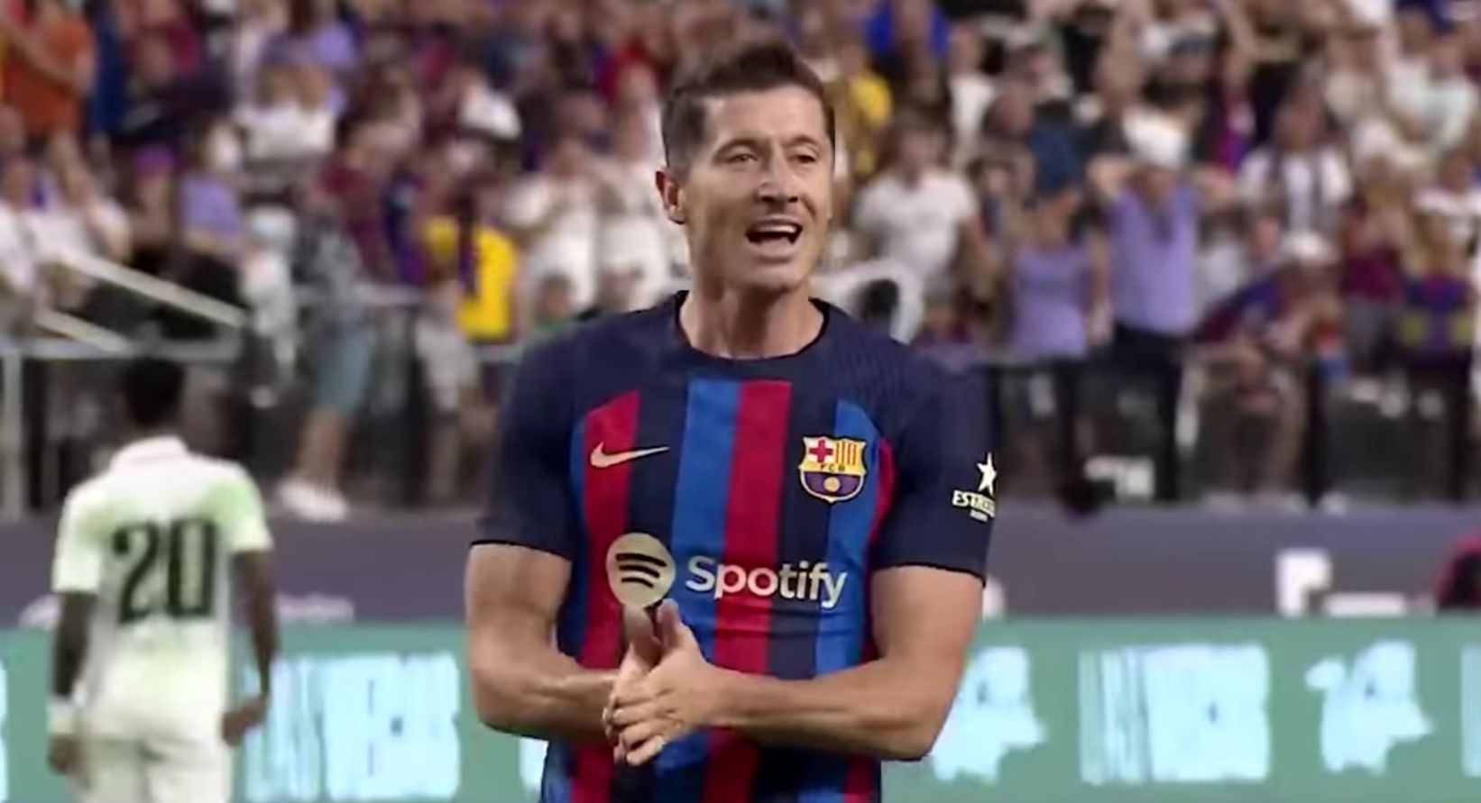 Taki pomysł na mecz z FC Barceloną miało Rayo Vallecano. Trener mówi o planie „anty-Lewandowski” Zdjęcie główne wpisu