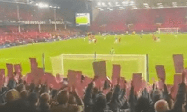 Kibice Evertonu wkurzeni na Premier League po odjęciu punktów. „Skorumpowani” [WIDEO] Zdjęcie główne wpisu