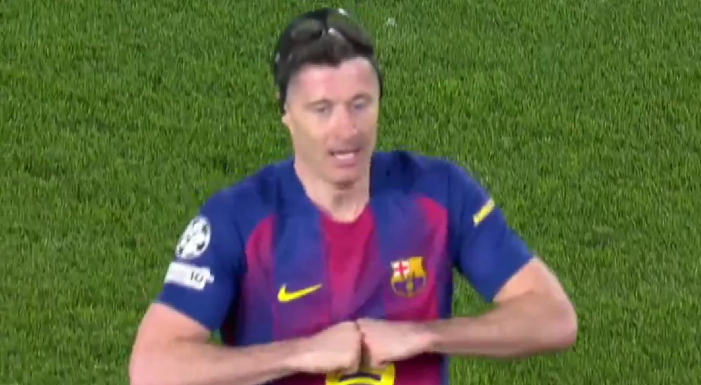 Robert Lewandowski z dubletem w pięć minut! Pobił rekord Ligi Mistrzów i odstawił Messiego [WIDEO] Obraz wpisu