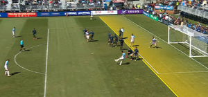 Pierwszy gol po nowej zasadzie spalonego Wengera. Test zmian wywołał dyskusję [WIDEO] Zdjęcie główne wpisu