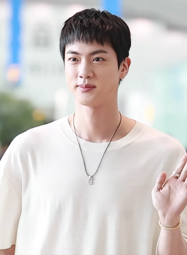 BTS Jin's "I'll Be There" Live Clip. Check now !