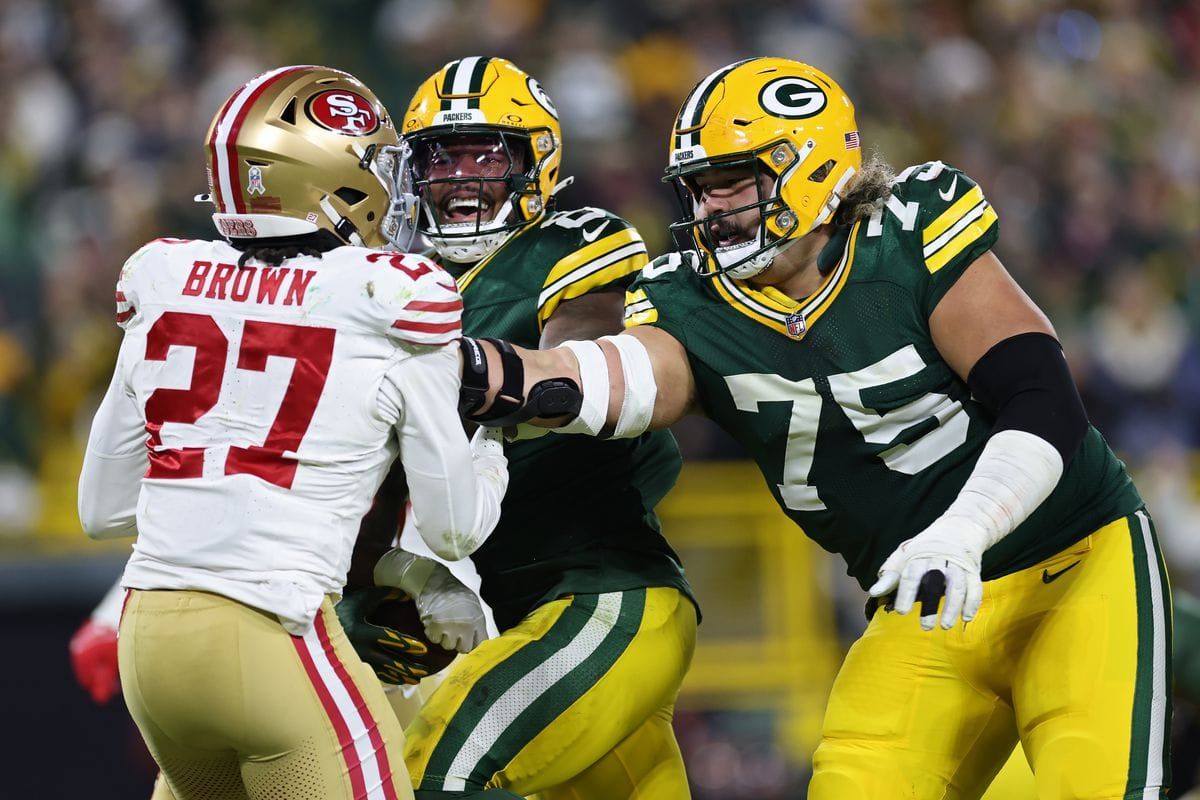 Green Bay Packers Rout San Francisco 49ers in Must-Win Playoff Clash