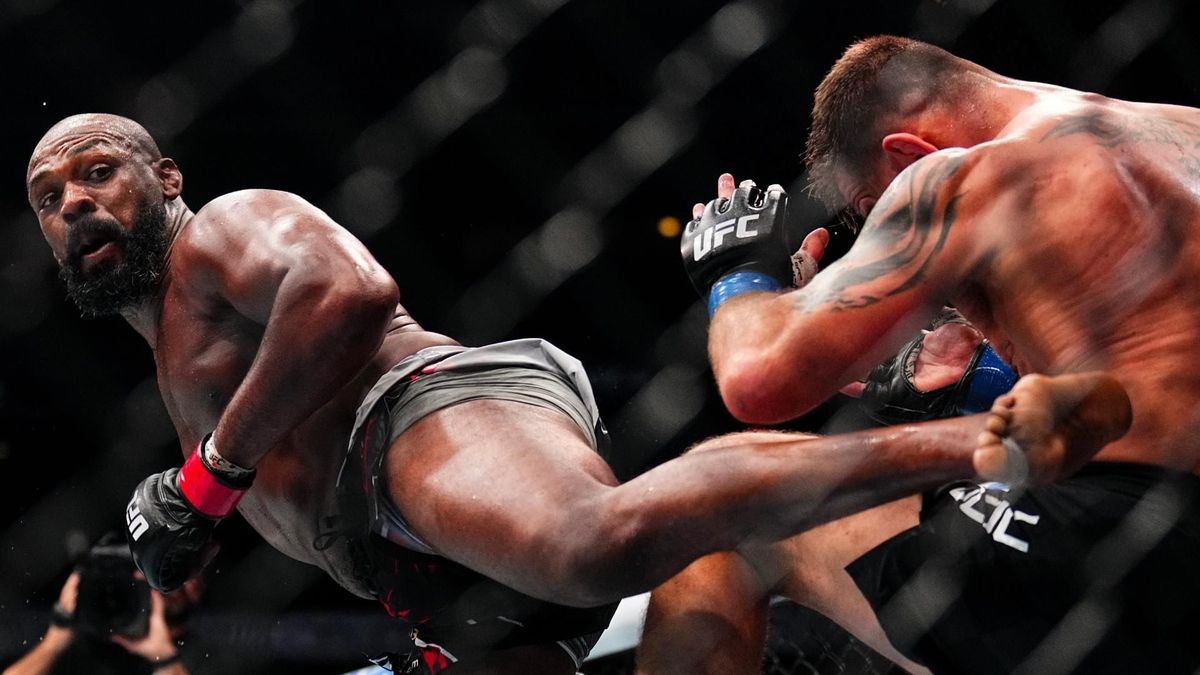 Trump Attends UFC 309 with Top Allies and Cabinet Picks, Leads 'USA, USA' Chant