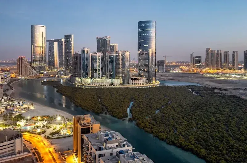 UAE Economic Growth to Accelerate in 2025 and 2026