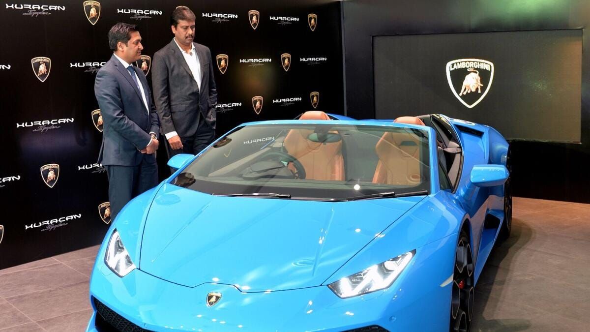 Lamborghini’s Strategic Approach to Electrification: First EV Delayed to 2029