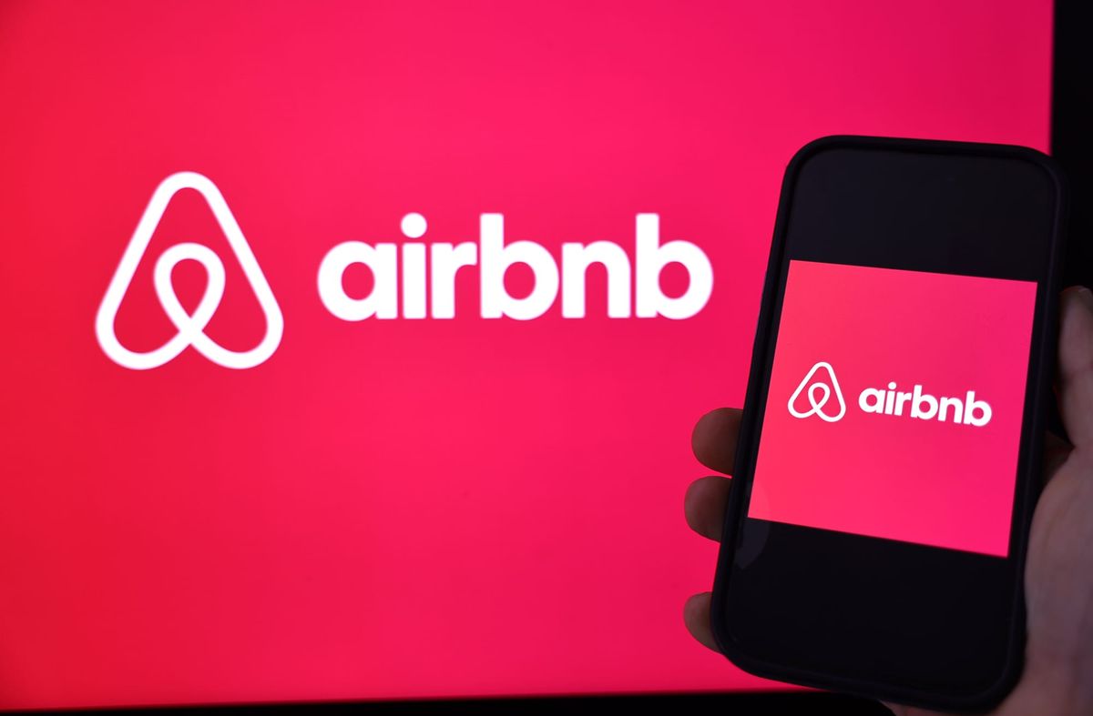 Airbnb Shares Surge 15% on Strong Q4 Earnings and Revenue Beat