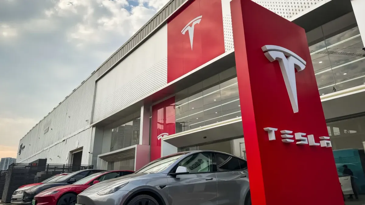 Tesla’s China Sales Decline: How Intense Competition and Local Rivals Are Reshaping the EV Market