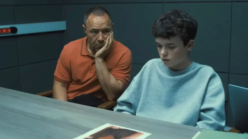 A 13-Year-Old Killer? The Netflix Show That’s Got Everyone Talking