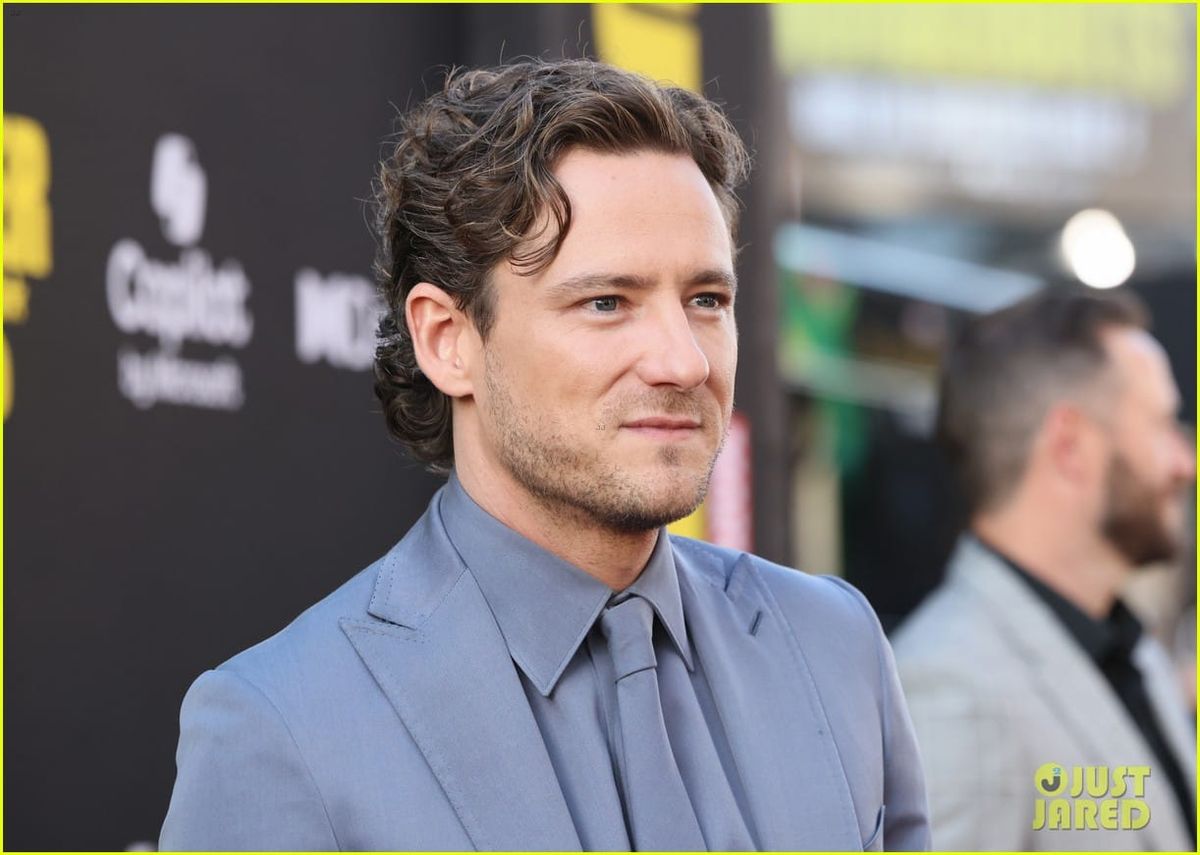 No Date, No Denial: Lewis Pullman Addresses Kaia Gerber Dating Rumors with a Smile