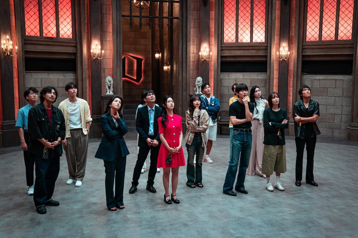 Brainiacs, Backstabbing, and Trap Doors: Inside Netflix’s Devil’s Plan: Death Room