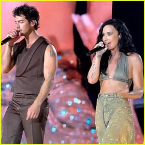 Demi Lovato Surprises Fans with Dreamy “Camp Rock” Reunion at Jonas Brothers Tour Kickoff