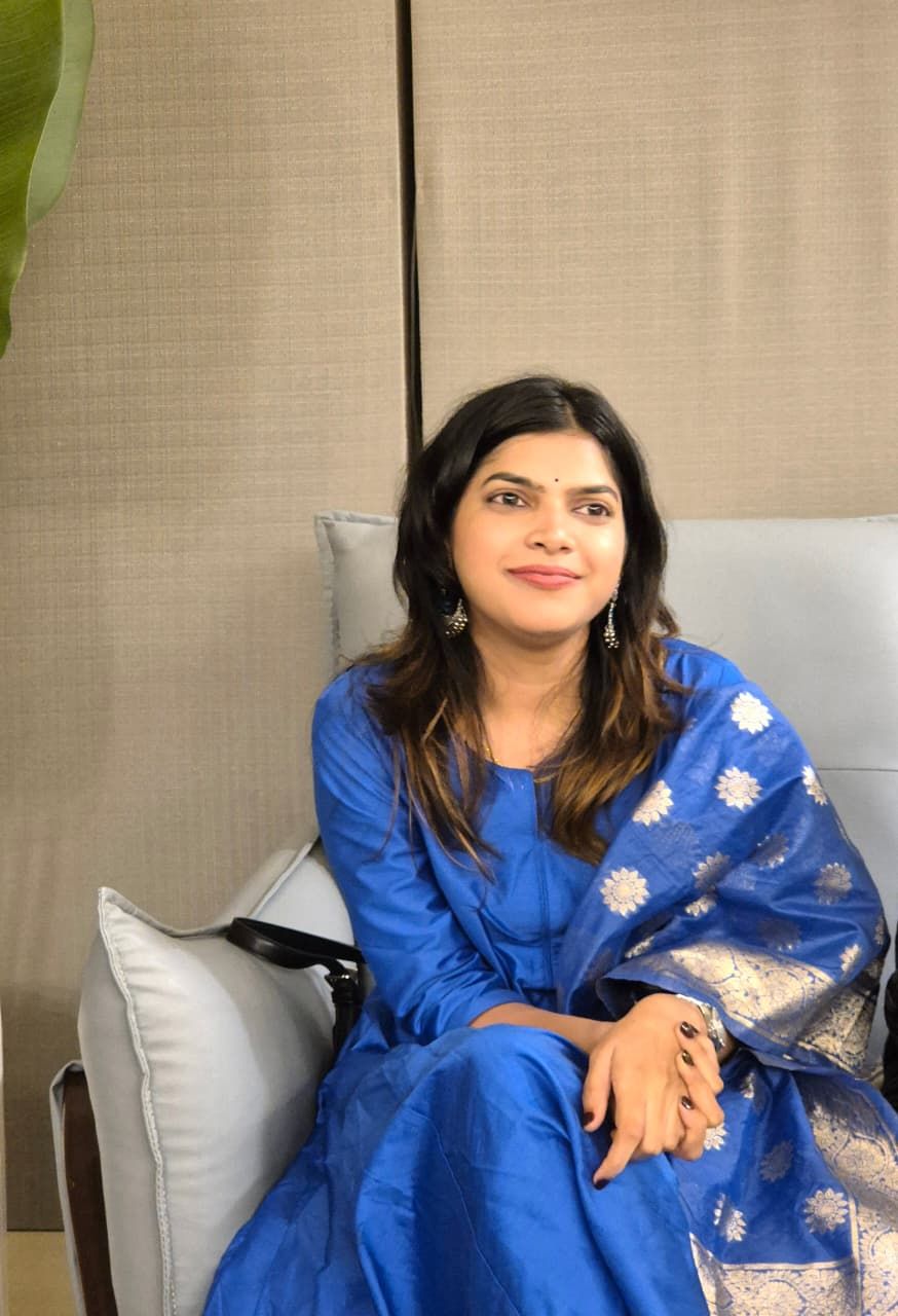 Through Her Instagram Community, Komal Dixit is Giving 1.2 Million Women a Voice