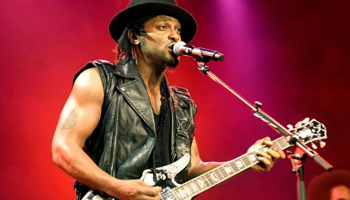 D’Angelo’s Family Speaks Out After His Death