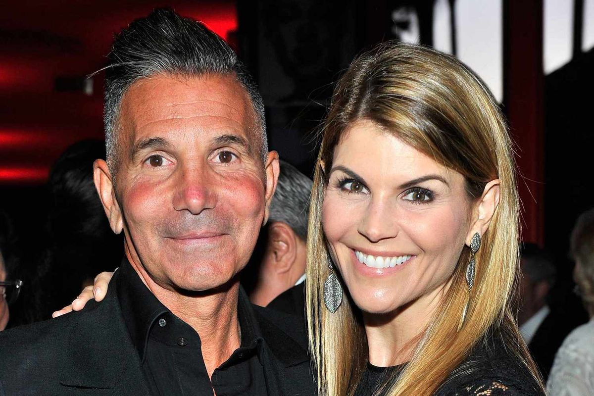 Lori Loughlin and Mossimo Giannulli Separate After Nearly 28 Years of Marriage