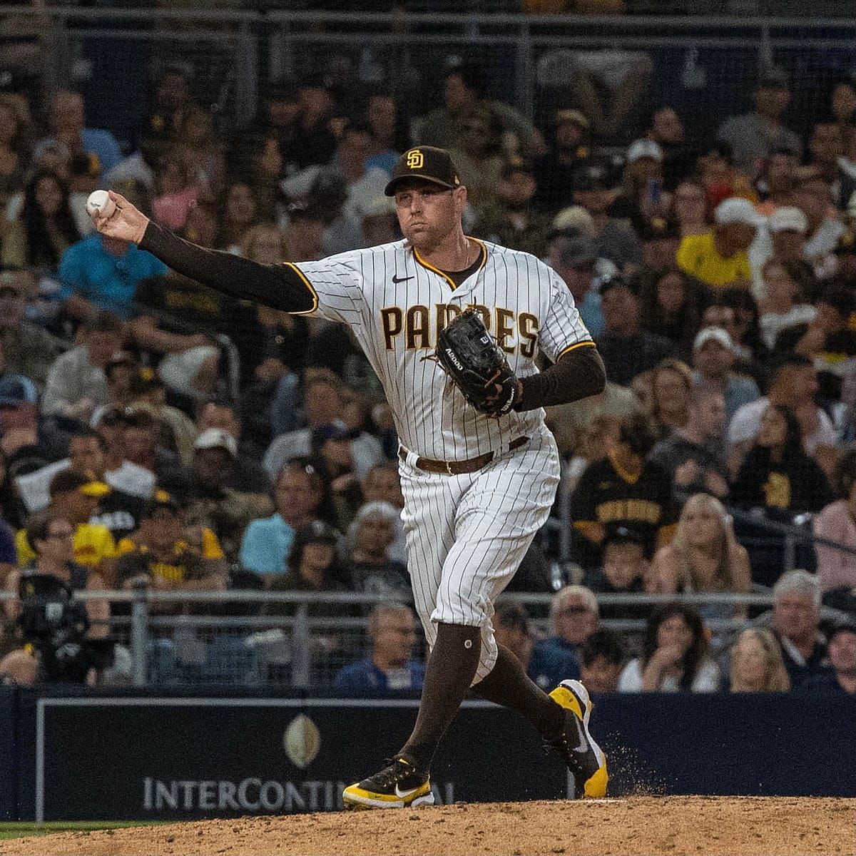 Padres Hire Craig Stammen as New Manager (3-Year Deal)